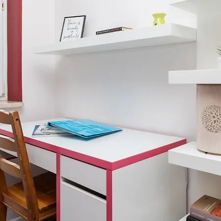 Rent Like - Lucka 15 Apartment